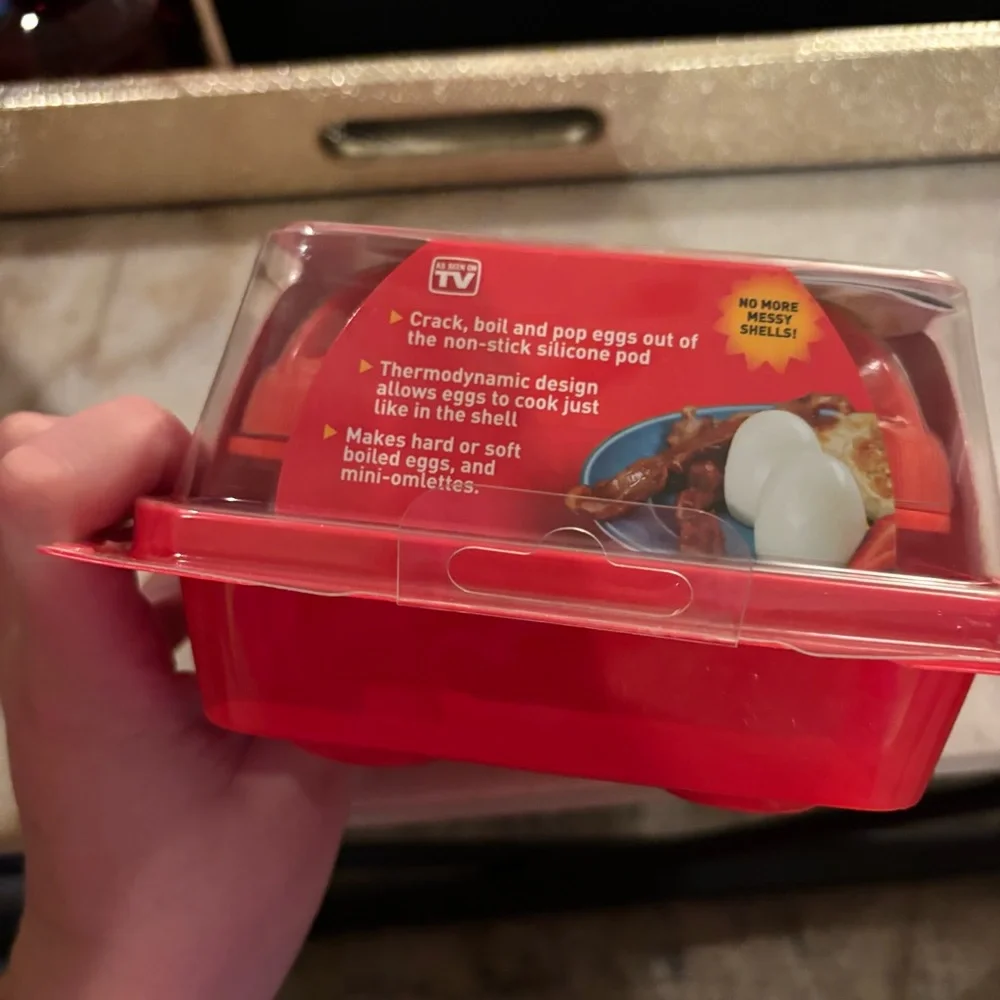 Egglettes Red Egg Cooker Set